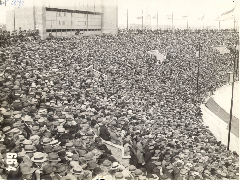 Las tribunas llenas en la final de Ámsterdam.